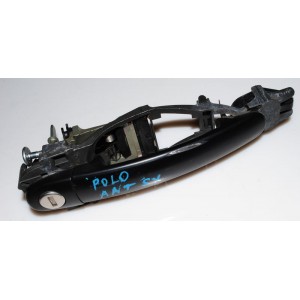 Ручка двери наруж. лев перед VW POLO Ручка двери наруж. лев перед VW POLO