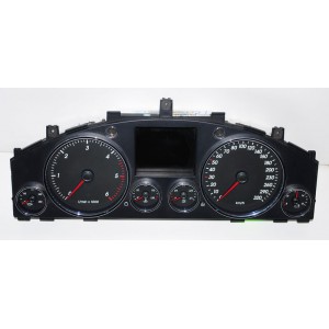 Панель приборов -05 АКПП 5.0 TDI vw VW TOUAREG Панель приборов -05 АКПП 5.0 TDI vw VW TOUAREG