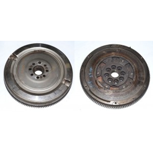 Маховик демпфер 2.5TDI vw VW TRANSPORTER T5 Маховик демпфер 2.5TDI vw VW TRANSPORTER T5