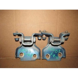 Петля дверная Ланос "Т1В" пер лев верх,пер прав нижн (GM) Петля дверная Ланос "Т1В" пер лев верх,пер прав нижн (GM)