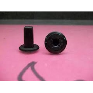 Клипса №24 заднего номера Ланос (ОЕ) Клипса №24 заднего номера Ланос (ОЕ)