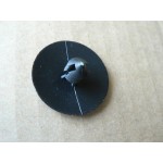 Клипса №1 утеплителя капота Ланос (OE) Клипса №1 утеплителя капота Ланос (OE)