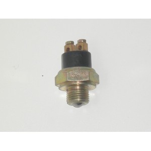 Датчик включения фонаря заднего хода Сенс 1,3 маленький (ZAZ) OE