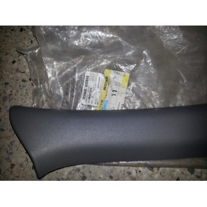 Накладка передней стойки Авео 2 правая (GM)