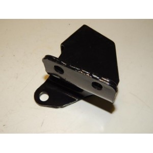 Кронштейн подушки двигателя Форза правый (Chery) Кронштейн подушки двигателя Форза правый (Chery)