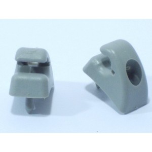 Кронштейн крепления козырька Матиз (GM) Кронштейн крепления козырька Матиз (GM)