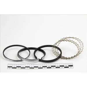 Кольца поршневые Ланос 1,5 "76,5мм-STD" (AZTEC) "Корея" Кольца поршневые Ланос 1,5 "76,5мм-STD" (AZTEC) "Корея"