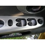 Кнопка стеклоподьемника Матиз 2 передней двери на 4 дв левая под дерево (GM) Кнопка стеклоподьемника Матиз 2 передней двери на 4 дв левая под дерево (GM)