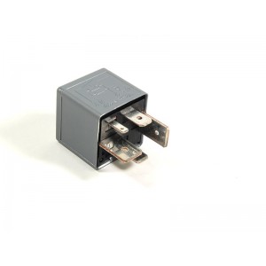 Реле вентилятора 5 контактное квадратное для VW, Audi (OE) Germani Реле вентилятора 5 контактное квадратное для VW, Audi (OE) Germani