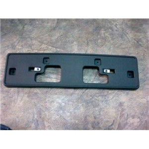 Проставка под номерной знак Авео 1,2 седан (GM) Проставка под номерной знак Авео 1,2 седан (GM)