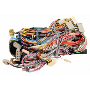 Проводка по салону с блоком предохранителей Ланос базовая (БУ) Проводка по салону с блоком предохранителей Ланос базовая (БУ)