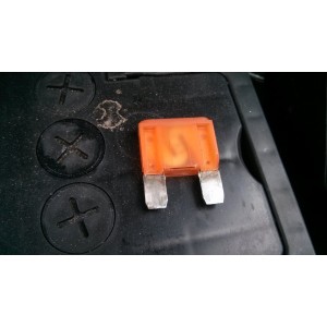 Предохранитель 40-А макси большой Матиз, Нубира (GM) Предохранитель 40-А макси большой Матиз, Нубира (GM)