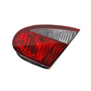 Фонарь задний Ланос хэчбек внутренний правый (GM) Фонарь задний Ланос хэчбек внутренний правый (GM)