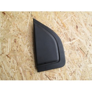 Уголок задней двери наружный левый Авео 3 (GM)